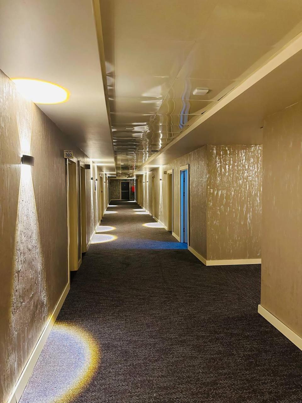 Mont Inn Hotel Baku Exteriör bild