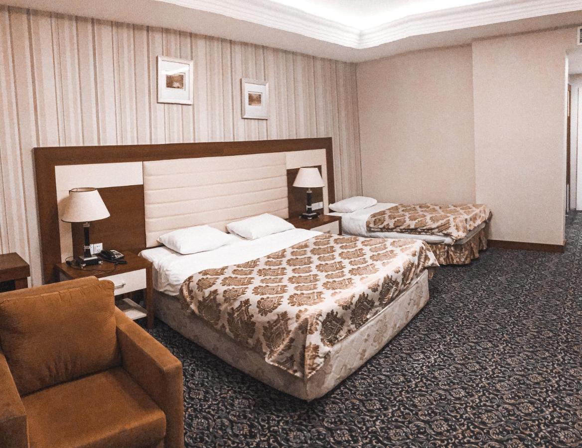 Mont Inn Hotel Baku Exteriör bild