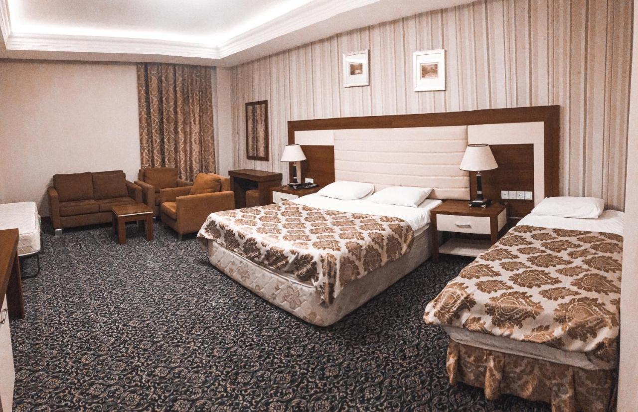Mont Inn Hotel Baku Exteriör bild